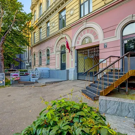 Modern In Location Riga